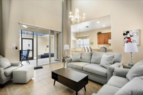 Beautiful 5 Bed Pool Home in Reunion home